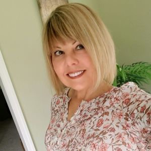 Meet your Posher, Janet